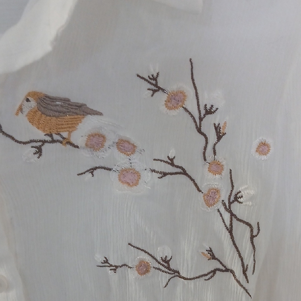 LC Lauren Conrad Ivory Button Down with Bird Design - Picture 4 of 7